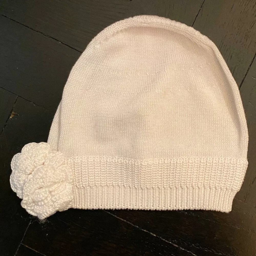 Baby CZ White Cotton Hat with Flower 6-12 months - Picture 2 of 4